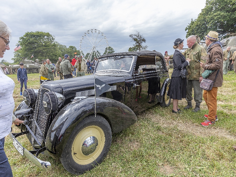 Exposition de véhicule rétro La Bazirerie Écausseville 2026-05-24