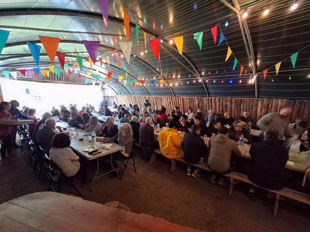 Fête votive de Camburat place de la salle des fêtes Camburat 2026-07-24