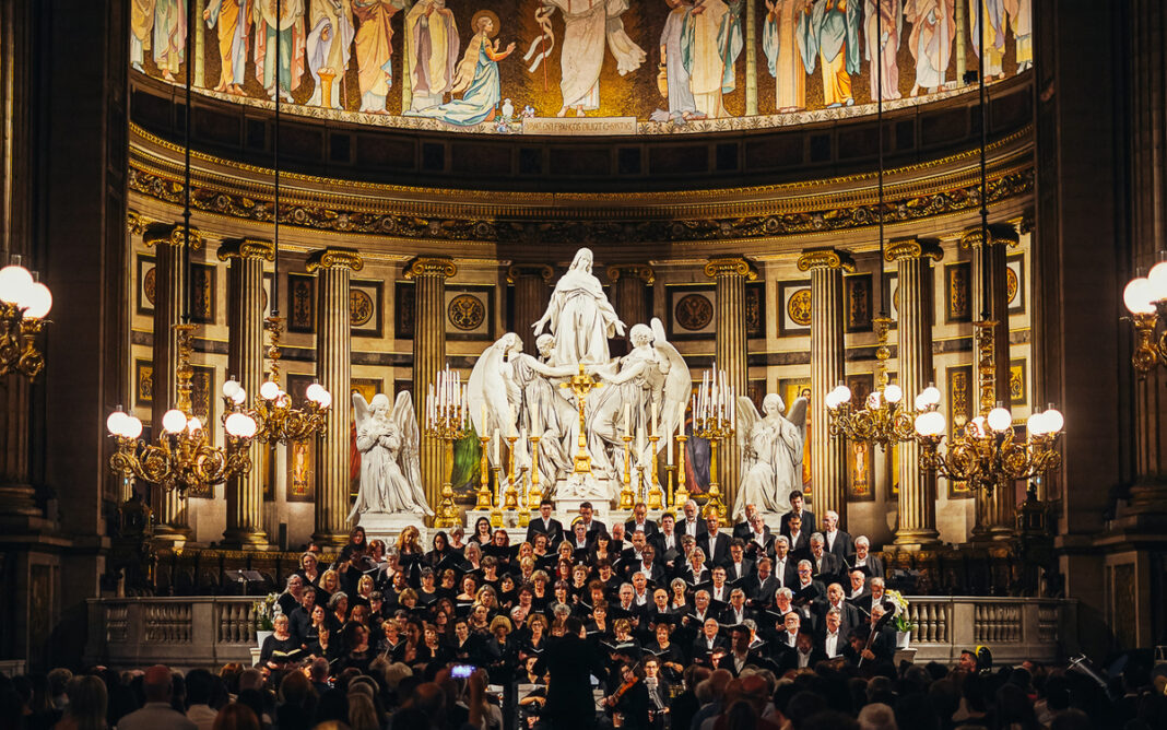 Grand Concert de Chants Traditionnels de Noël Eglise Saint-Sulpice PARIS