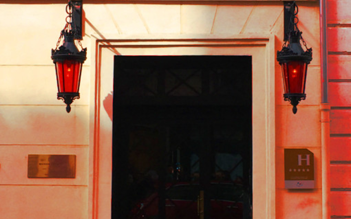 Histoire des maisons closes de Paris – visite coquine