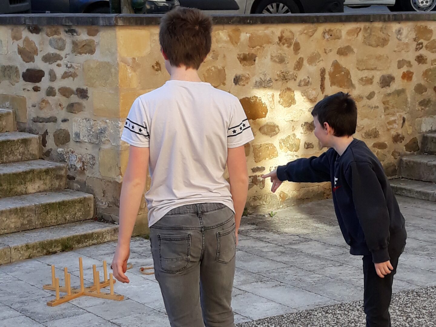 Jeux et lectures sur le thème de l'amitié et l'entraide Ludothèque Thiviers 2026-04-07