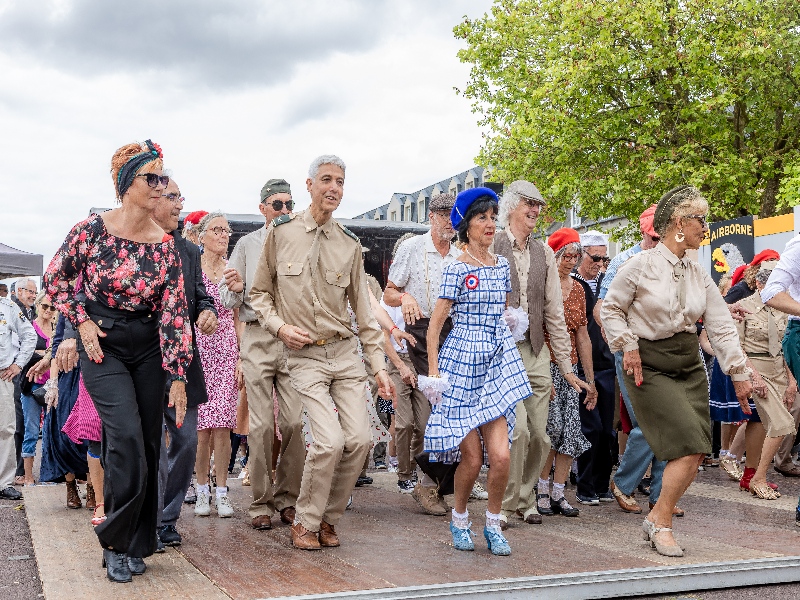 Journée festive D-Day Village Place Vauban Carentan-les-Marais 2026-06-06