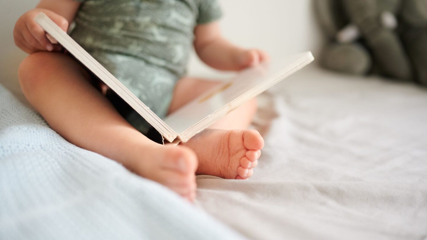 Lecture Des bébés à la page 2 place Cézaire Arthez-de-Béarn 2026-05-19