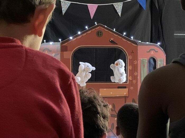 Les Marionnettes de l'égalité Médiathèque de Fives Lille