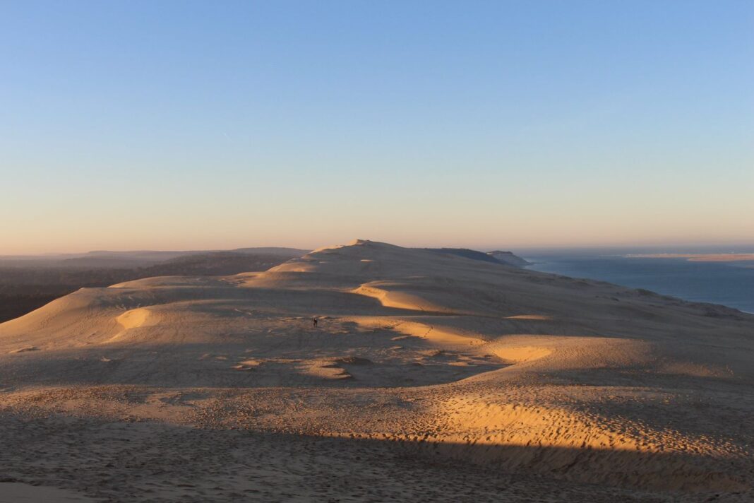 Lever du soleil sur la dune du Pilat  La Teste-de-Buch
