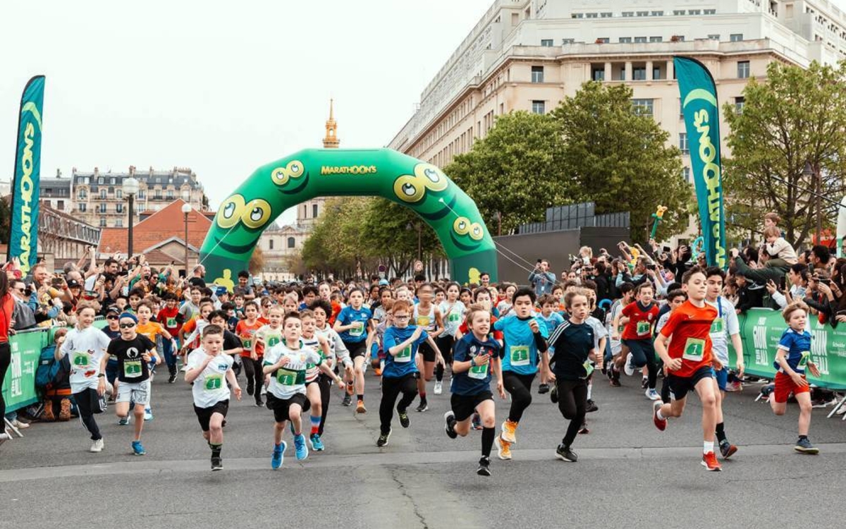 Marathoon's : la course pour les 5-12 ans la veille du Marathon de Paris ! Place de Fontenoy  Paris