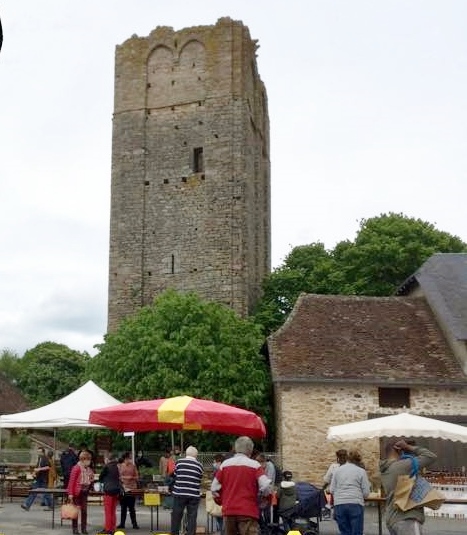 Marché de la Tour à Château-Chervix Place du 8 mai 1945 Château-Chervix 2026-04-03