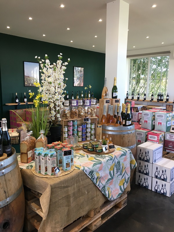 Marché Gourmand couvert Primeur Cave Berticot Graman de Port Sainte Foy Port-Sainte-Foy-et-Ponchapt