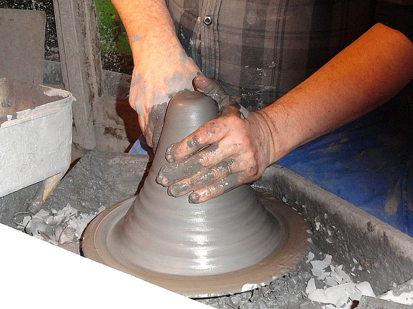 Marché potier Marché couvert Saint-Jean-Pied-de-Port 2026-05-03