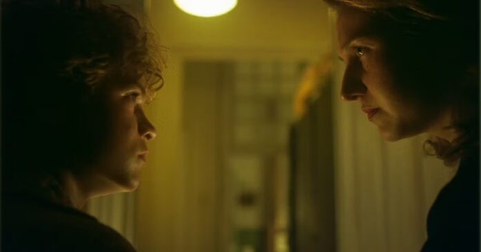 Andor, jeune garçon dans le Budapest de l’après-guerre, au cœur du film Orphan de László Nemes