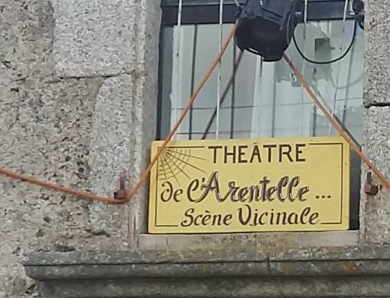 PASSAGE DE RELAIS THÉÂTRE L'ARENTELLE  Saint-Flour-de-Mercoire 2026-03-28