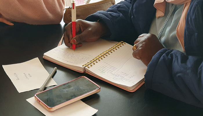 Poésie en toutes langues Médiathèque Lisa Bresner Nantes