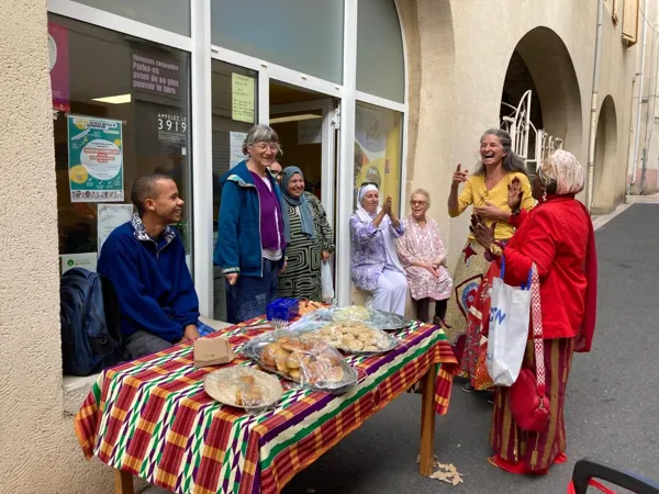 Repas à emporter Association Myriades la Passerelle Association Myriades la Passerelle