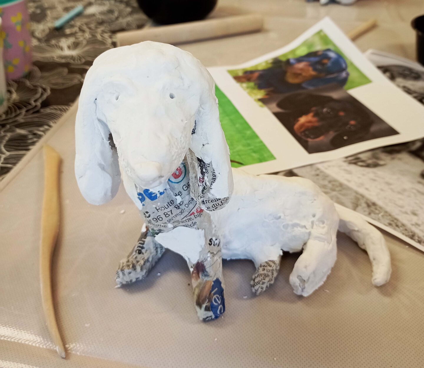 Sculpture en papier mâché 42 rue de la libération Piégut-Pluviers 2026-07-27