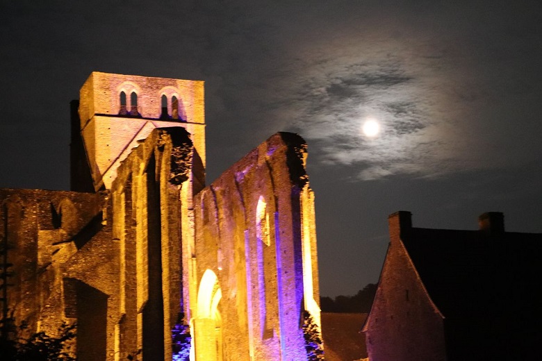 Soirée poésie et patrimoine 7 Route de l'Abbaye Hambye 2026-07-30