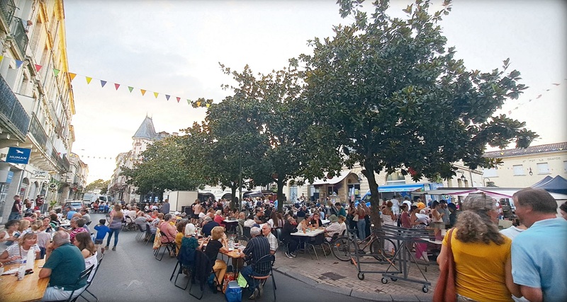Soirées gourmandes et musicales Les Jeudis de la Bastide Parvis de la mairie Sainte-Foy-la-Grande 2026-07-16