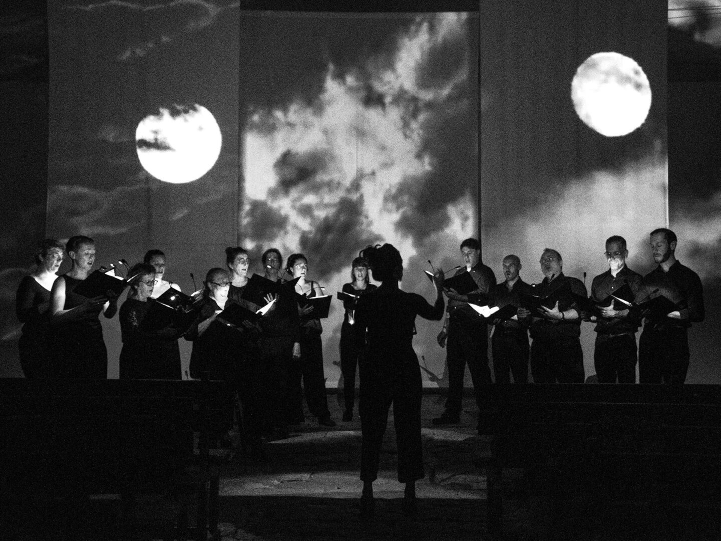 SORTIE DE RÉSIDENCE Il éTAIT Une NUIT Cie La Grande Garabagne