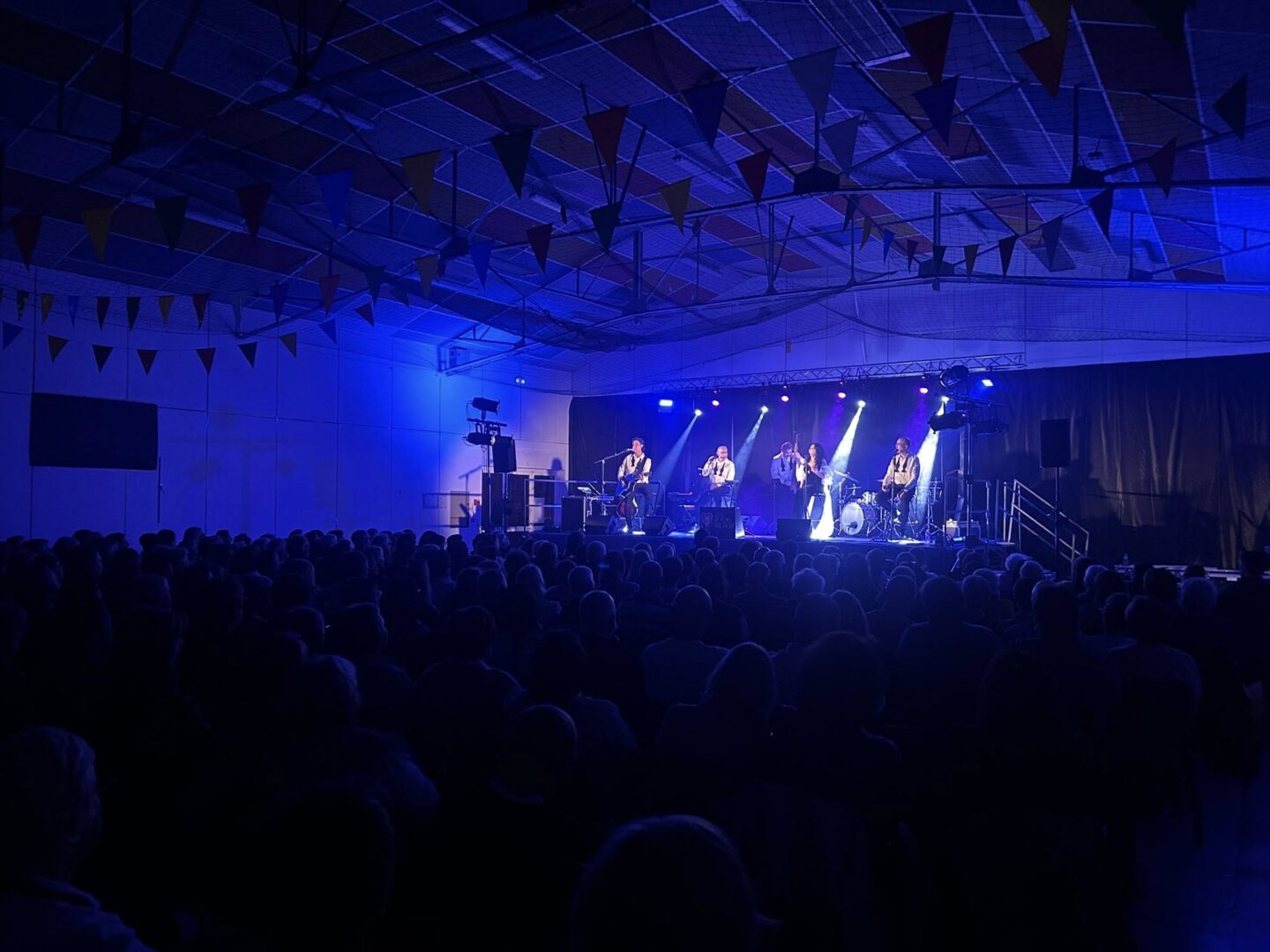 SPECTACLE AVEC LES CHŒURS D'ARTICHAUT LES JOURS HEUREUX Bages 2026-04-11