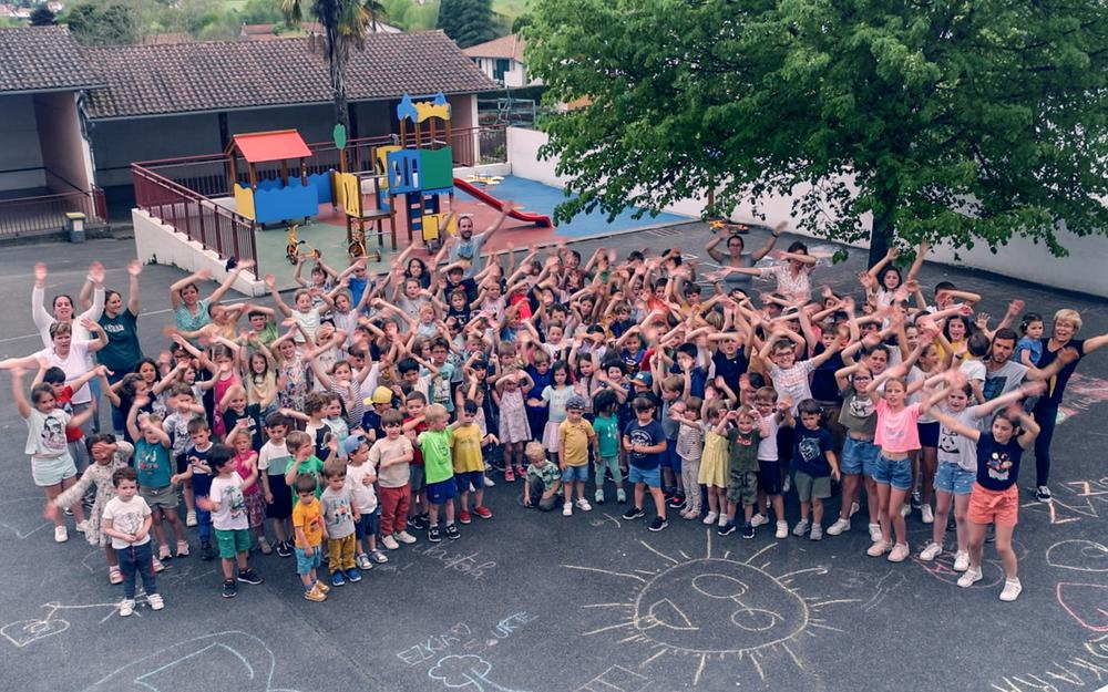 Spectacle fin d'année d'Ikastola Salle Mendeala Hasparren 2026-04-03