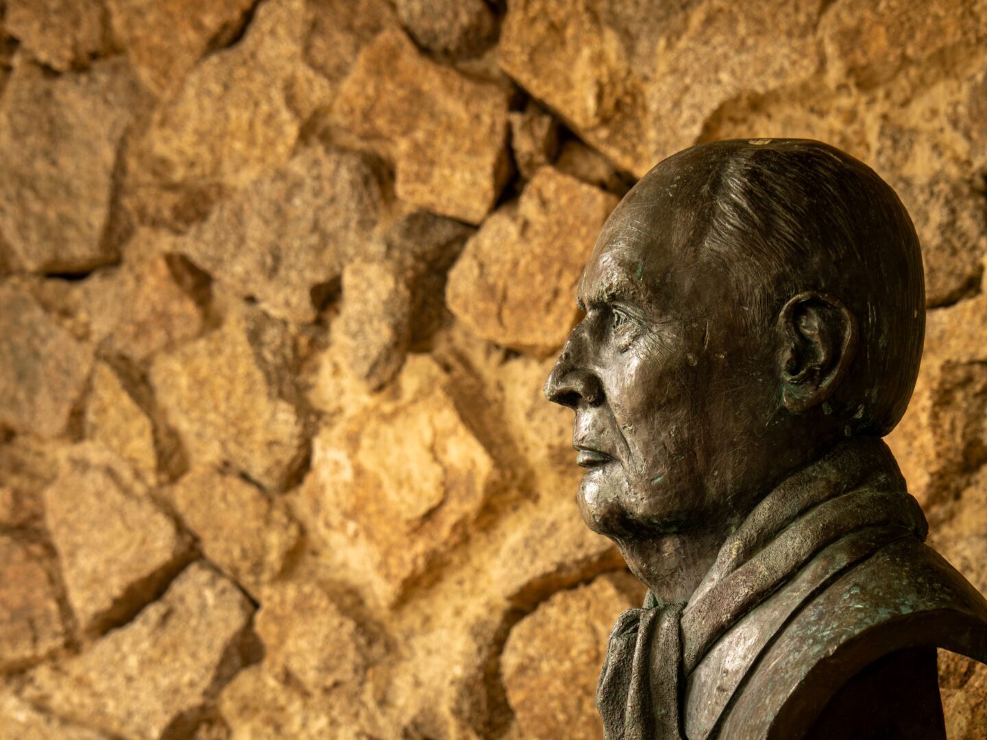 Visite commentée à Château-Chinon en Néerlandais 6 place Saint-Christophe Château-Chinon (Ville) 2026-07-15