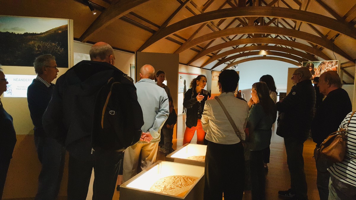 Visite commentée de l'exposition Le monde fascinant des fossiles (spéciale familles) Le Tourp La Hague 2026-04-19