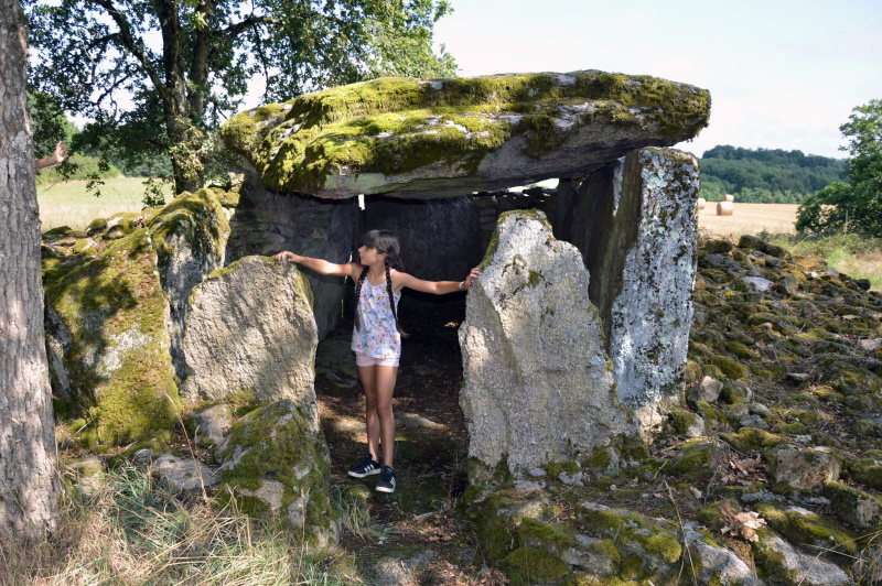 Visite guidée Le dolmen des Goudours Le Cluzeau Folles