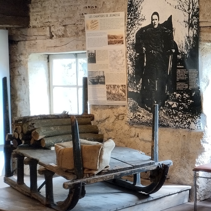 Visites sur le pouce au coeur de l'exposition temporaire "Que faire à manger demain ? Aspects de la vie quotidienne dans les années 1940 Musée Alice Taverne Ambierle