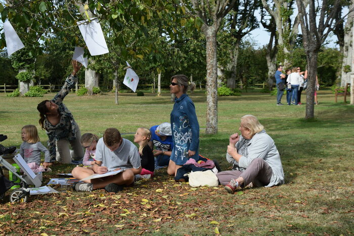 Animation jeune public : atelier de dessin, Parc et jardins du château du Troncq, Le Troncq