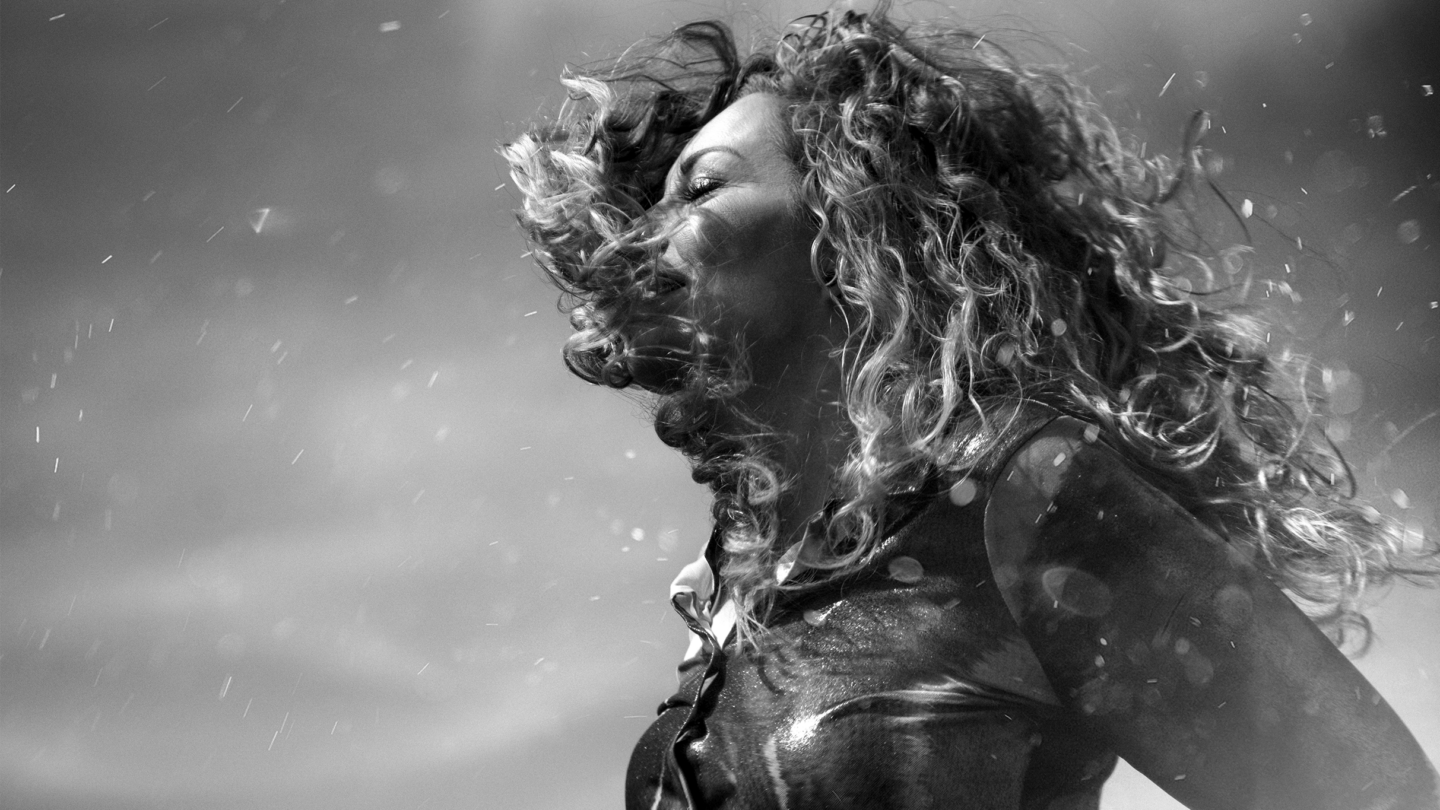 ANNEKE VAN GIERSBERGEN & BAND Paris