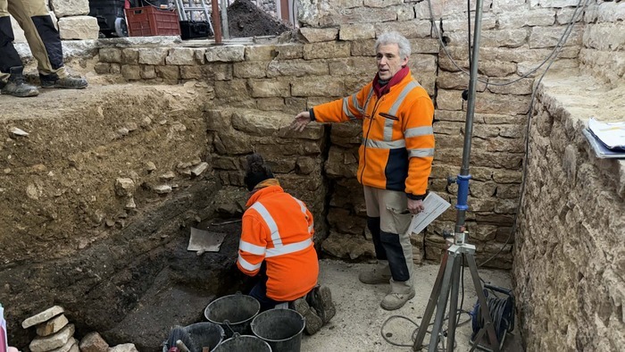 Apéro-archéo "Quoi de neuf à Tournus : dernières recherches archéologiques autour de l'abbaye" avec Benjamin Saint-Jean Vitus Cour du cloître de l'abbaye de Tournus Tournus