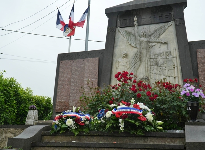 Appel du Général de Gaulle, Cimetière de Carvin, Carvin