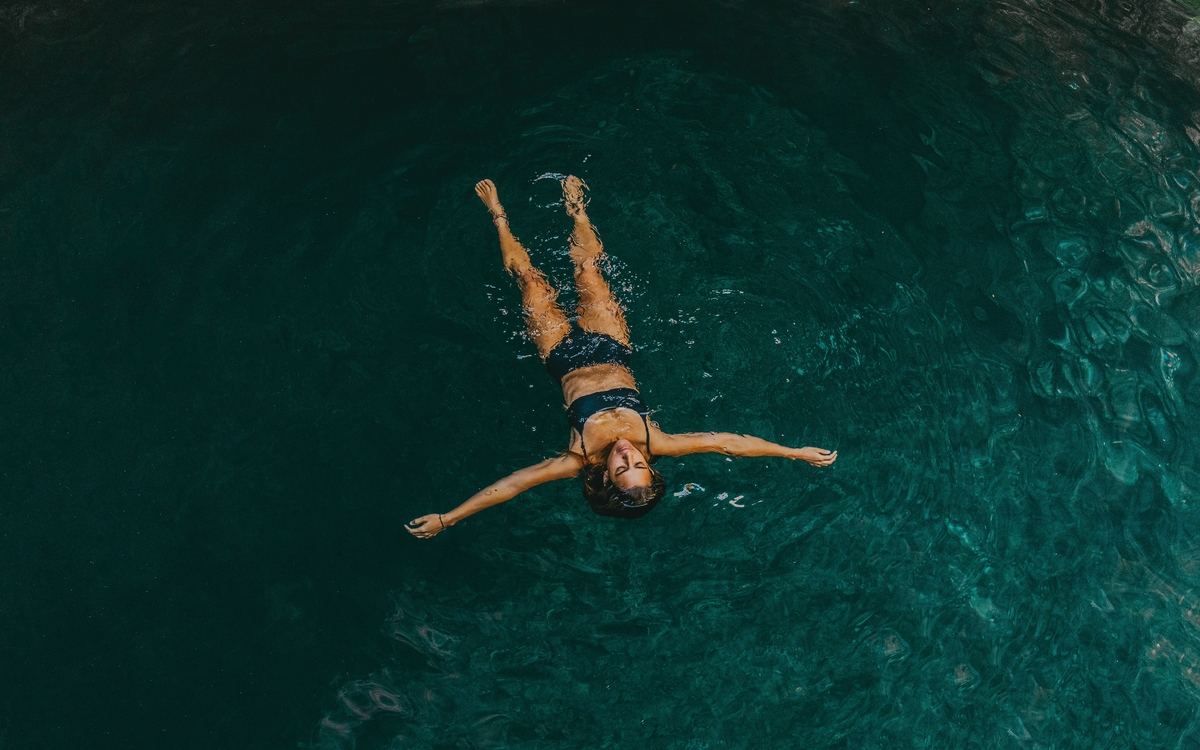 Aqua Relax : une parenthèse bien-être à la piscine Piscine Thérèse et Jeanne Brulé PARIS