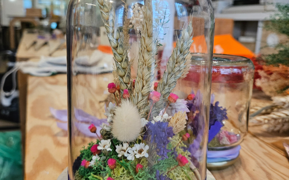 Atelier cloche de fleurs séchées bio en duo adulte-enfant WoMa Paris