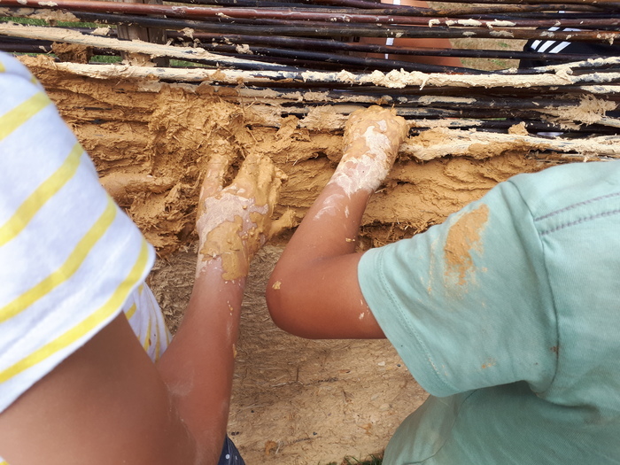 Atelier : Construisez un mur de terre Association Nature et Mégalithes Saint-Just