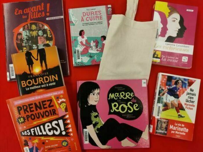 Atelier créatif spécial « Journée des droits des femmes », Médiathèque Aimé Césaire, Tourcoing