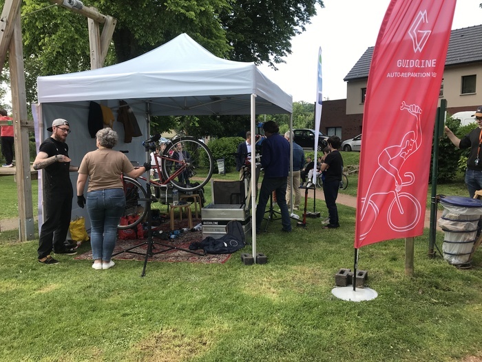 Atelier de réparation et stand Lovelo, Parc Pellerin, route de Dieppe, Malaunay, Malaunay