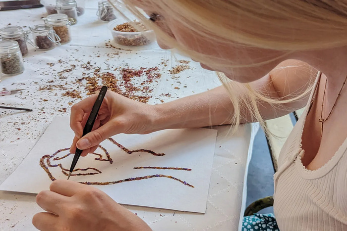 Atelier DIY : créez votre œuvre en fleurs recyclées, 1 Av. du Général Leclerc, 94100 Saint-Maur-des-Fossés, France, Paris