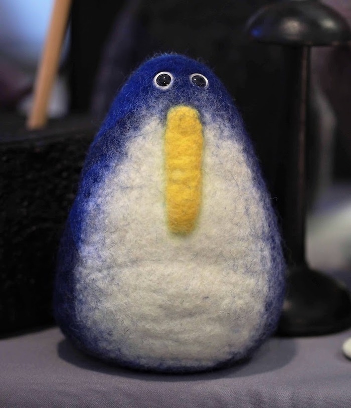 Atelier feutrage en volume : pingouin, cache-pot ou luminaire, Ateliers Octopodes, Chambéry