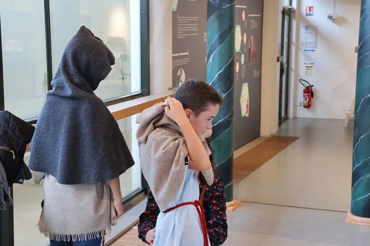 Atelier Grandir en Gaule romaine Vieux-la-Romaine, musée et sites archéologiques Vieux