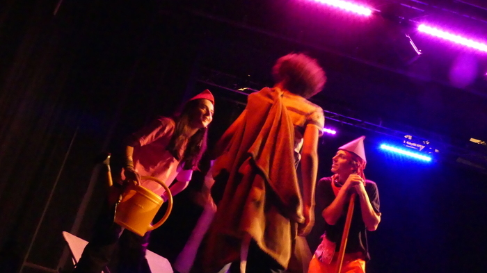 Atelier Hebdomadaire – Espace de création – Jeunes 15-18 ans Théâtre du Cercle Rennes