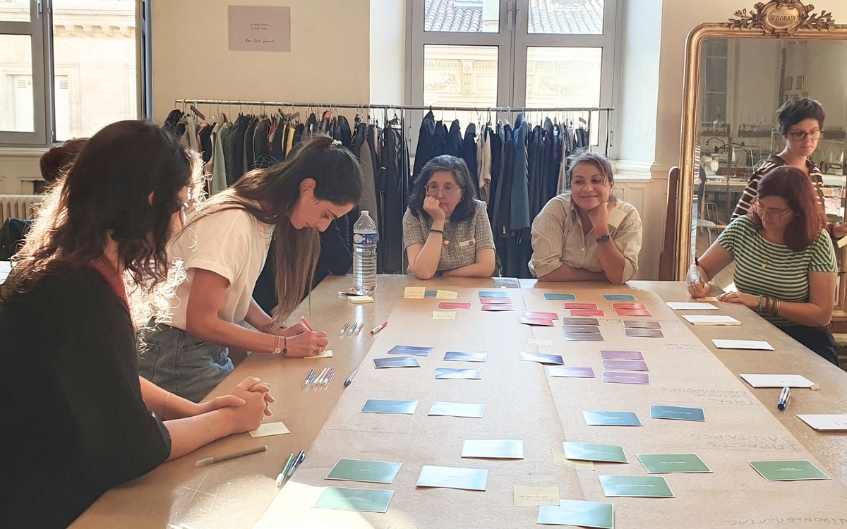 Atelier-jeu : changeons de mode Maison des Autres Modes Paris
