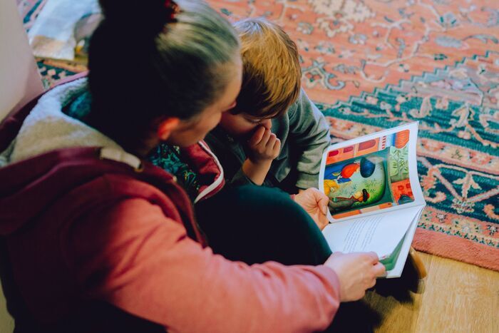 Atelier parent-enfant · Débat philo autour d’un conte Portevent