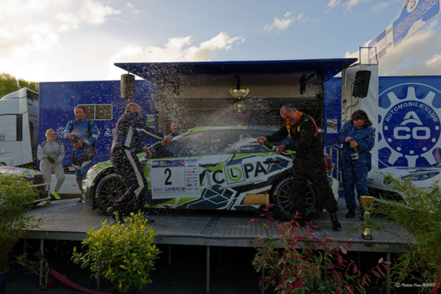 Champagne pour les trois premiers du Rallye de LOHEAC 2026