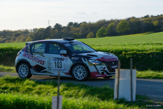 Vincent ROUSSEAU 3e du rallye régional sur la Peugeot 208 GT Line numéro 103 dans le groupe F RC4 en classe Rally4