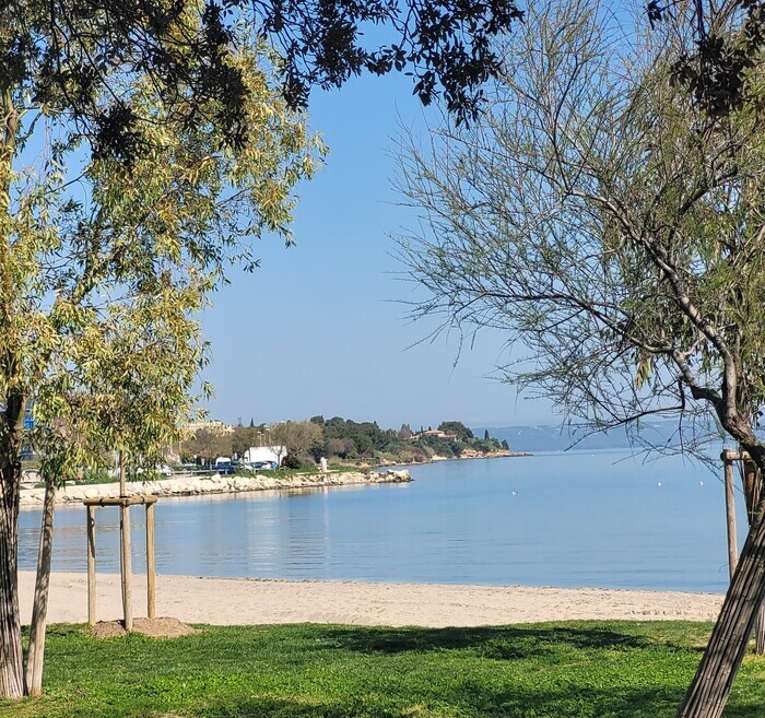 Balade : du jardin de Ferrières au Tétrodon Place des Aires Martigues