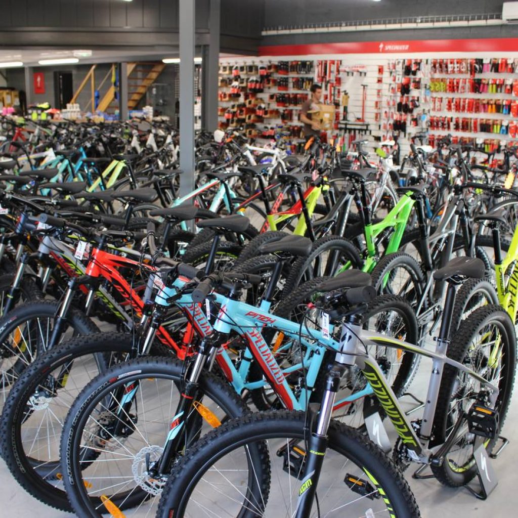 Boy Cycles 46 Bretenoux Lot