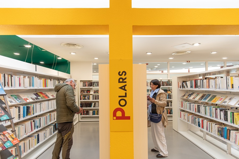 Café littéraire à la plage Place du 8 Mai 1945 Andernos-les-Bains 2026-07-30
