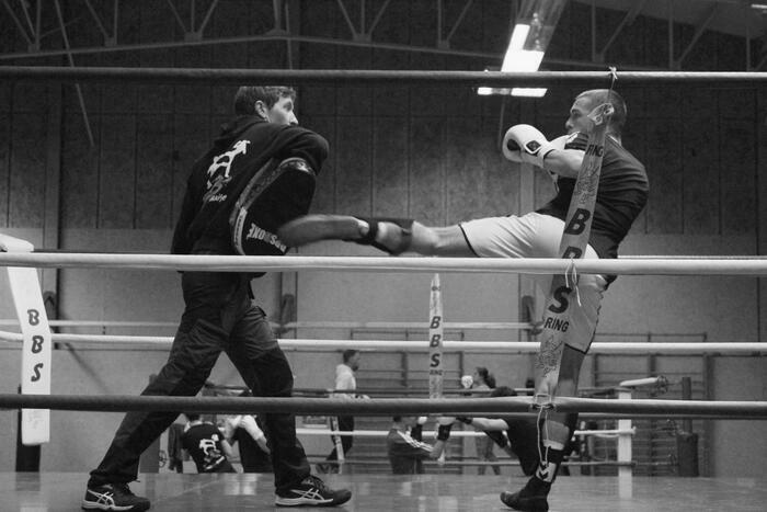 COURS DE SAVATE BOXE FRANÇAISE Gymnase Louis Volclair Rennes
