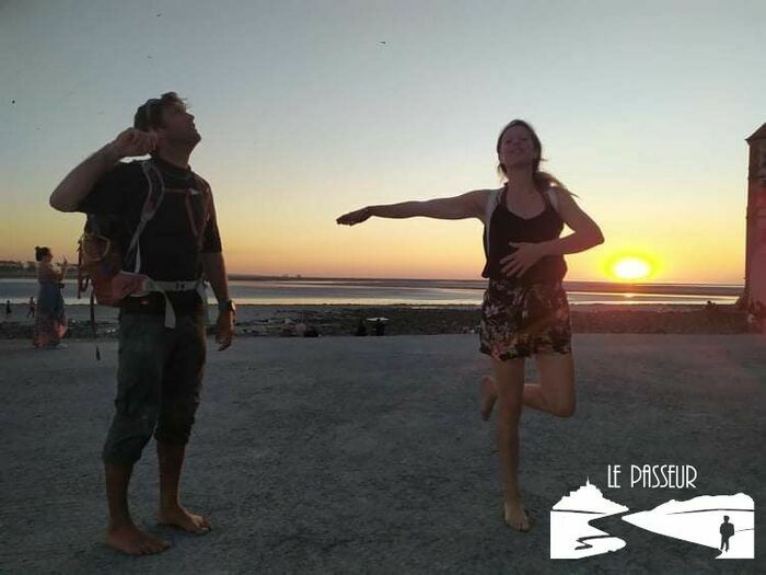 Crépuscule sur les grèves, 50170 Le Mont-Saint-Michel, France, Le Mont-Saint-Michel