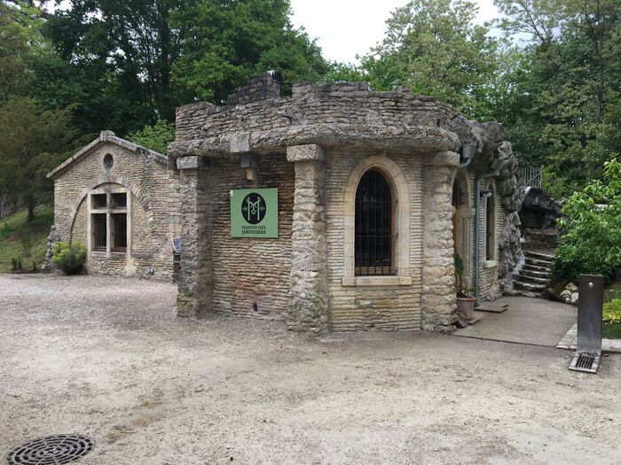 Déambulation dans le parc de Majolan Parc de Majolan Blanquefort